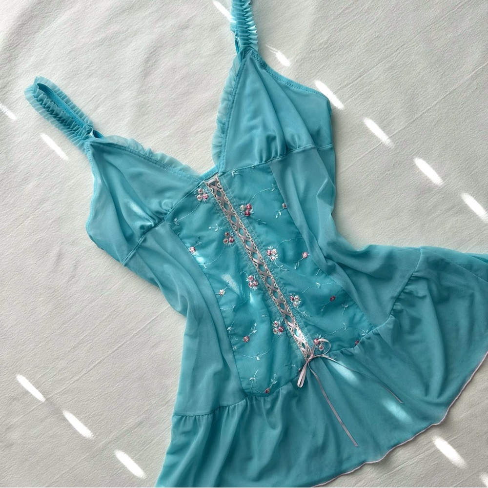 ✖️sold✖️Vintage Floral Embroidered Slip Night Dress - Picture 2 of 8
